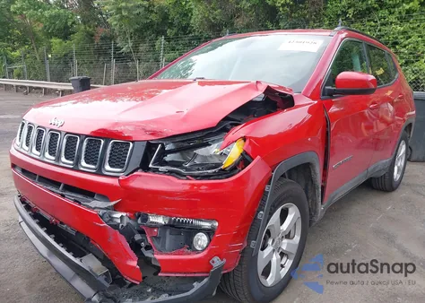 2018 Jeep Compass Latitude 4X4 from USA, damaged, VIN 3C4NJDBB9JT160925